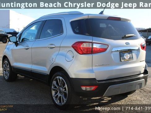 Used 2020 Ford EcoSport Titanium image 3