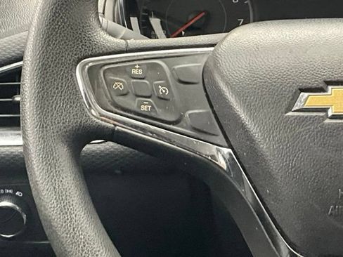 Used 2017 Chevrolet Cruze LT w/ Convenience Package FWD image 18