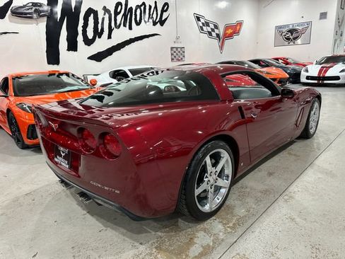 Used 2007 Chevrolet Corvette Coupe w/ Preferred Equipment Group RWD image 8