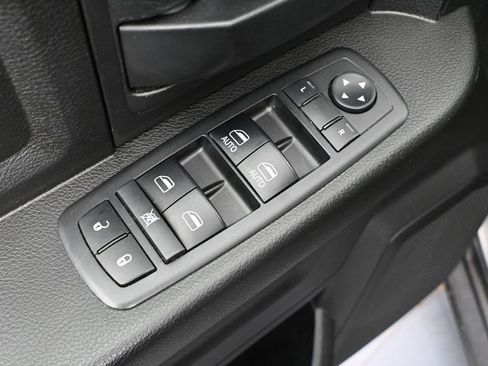 Used 2019 RAM 1500 ST w/ SXT Plus Group AWD/4WD image 20