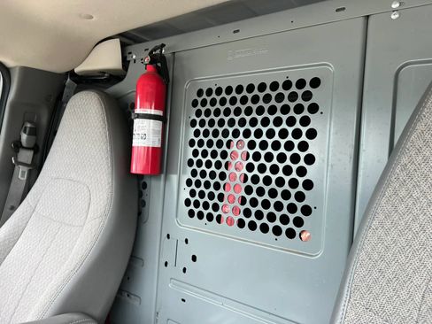 Used 2013 Chevrolet Express 2500 w/ Power Package RWD image 17