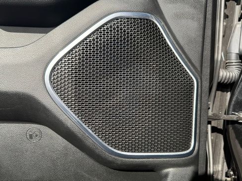 Certified 2020 RAM 1500 Laramie image 17