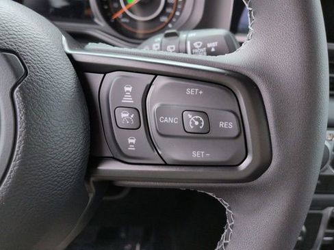 New 2026 Jeep Wrangler Unlimited Rubicon w/ Safety Group image 25