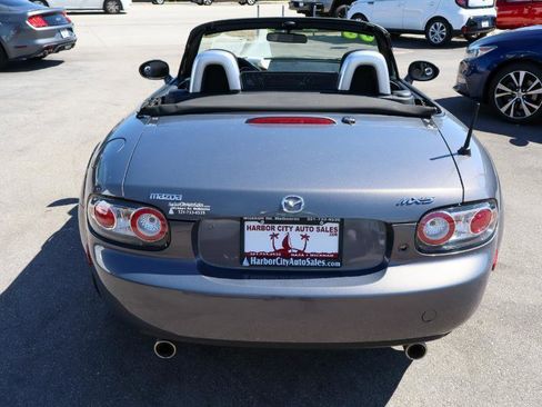 Used 2006 MAZDA MX-5 Miata Sport image 4