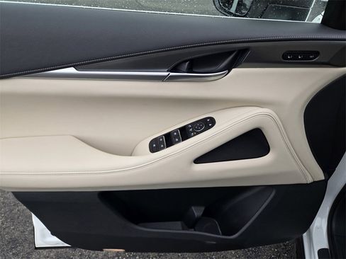 Used 2023 INFINITI QX60 Luxe image 16