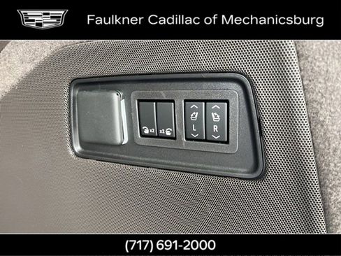 Used 2026 Cadillac Escalade Luxury w/ Touring Package AWD/4WD image 13