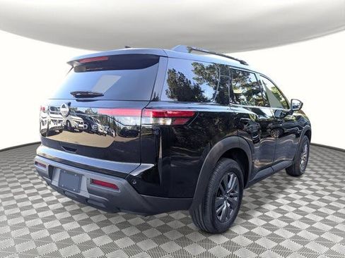 New 2026 Nissan Pathfinder SV image 21