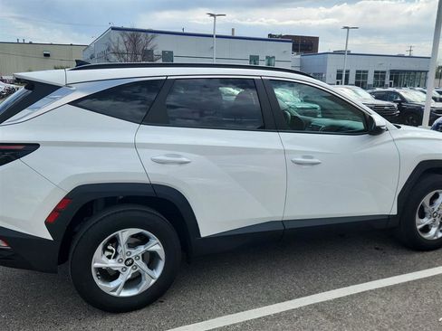 Used 2023 Hyundai Tucson SEL AWD/4WD image 4