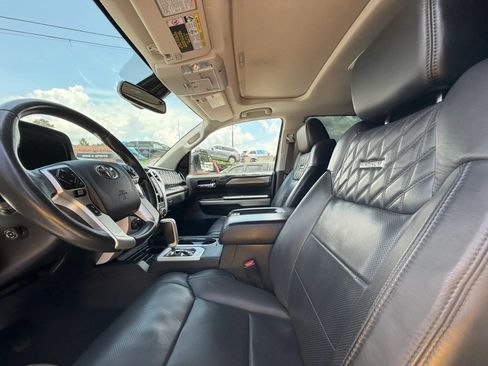 Used 2018 Toyota Tundra Platinum AWD/4WD image 14