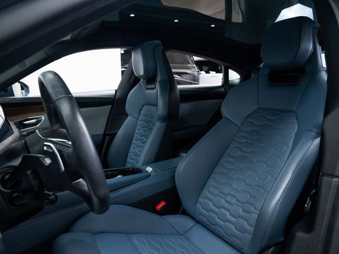 Used 2022 Audi e-tron GT Prestige w/ Prestige Package image 17