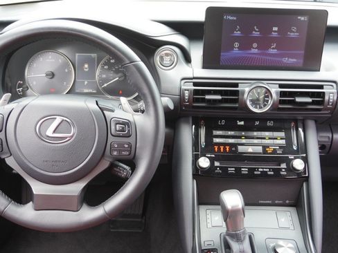 Certified 2025 Lexus IS 350 F Sport RWD image 26