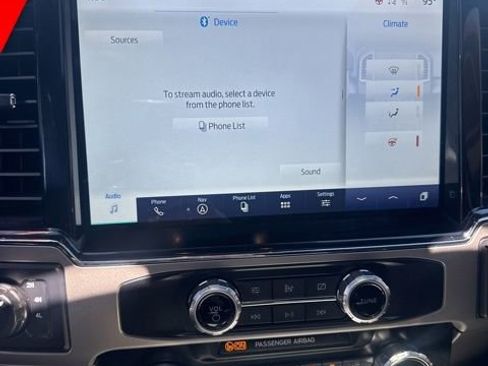 Certified 2022 Ford F250 Lariat w/ Black Appearance Package image 12