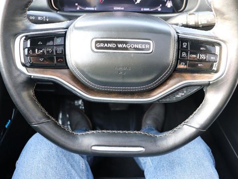 Used 2023 Jeep Grand Wagoneer L Series II image 42
