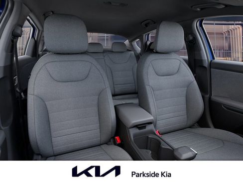 New 2025 Kia K4 EX image 15