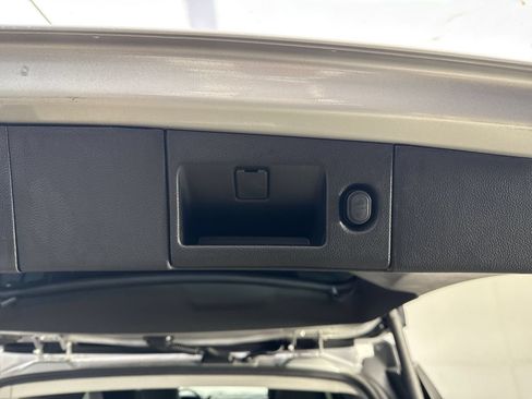 Used 2019 Chevrolet Tahoe Premier AWD/4WD image 36