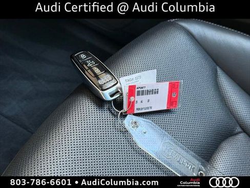 Used 2025 Audi Q8 Premium Plus w/ Premium Plus Package AWD/4WD image 38