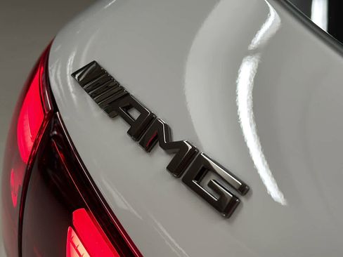 New 2026 Mercedes-Benz GLA 35 AMG 4MATIC image 11