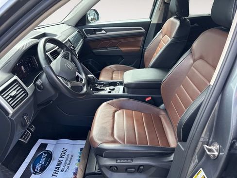 Used 2022 Volkswagen Atlas SEL Premium AWD/4WD image 11