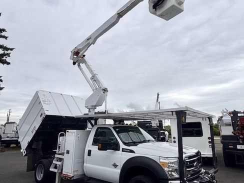 Used 2016 Ford F550 4x4 Regular Cab Super Duty image 28