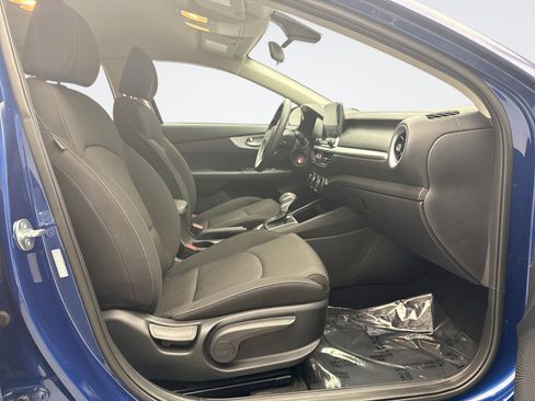 Used 2024 Kia Forte LXS image 17