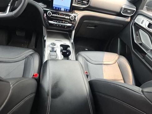 Used 2023 Ford Explorer ST w/ Equipment Group 401A AWD/4WD image 17