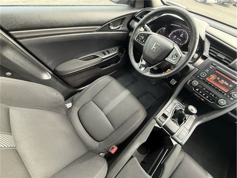 Used 2019 Honda Civic Sport image 8