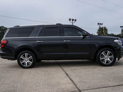Used 2022 Ford Expedition Max Limited image 3