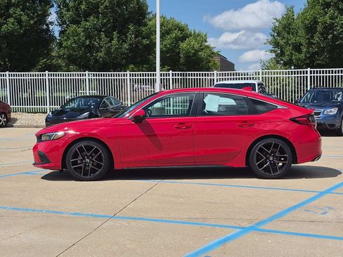 Certified 2023 Honda Civic Sport Touring image 9