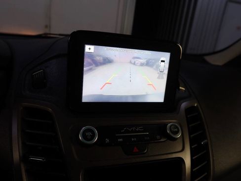 Used 2020 Ford Transit Connect XL image 30