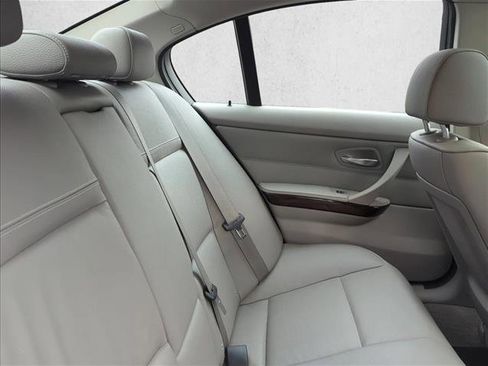 Used 2011 BMW 328i Sedan image 18