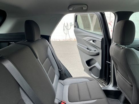 Used 2025 Chevrolet TrailBlazer LT image 35
