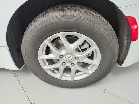 New 2026 Chrysler Voyager LX image 33