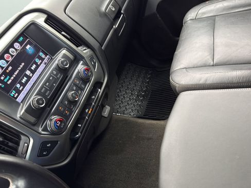 Used 2018 Chevrolet Silverado 1500 LT w/ Texas Edition image 14