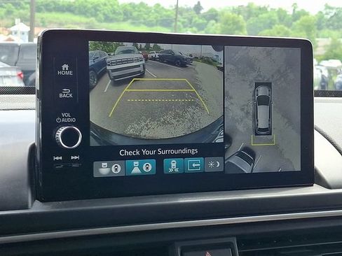 Used 2025 Honda Pilot Elite image 19