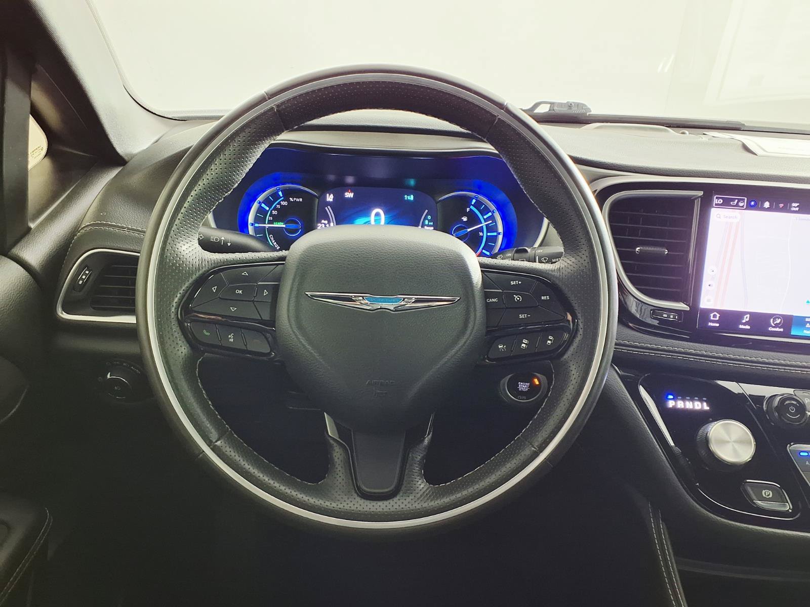 Used 2021 Chrysler Pacifica Limited w/ Premium & Safety Sphere Group FWD image 15