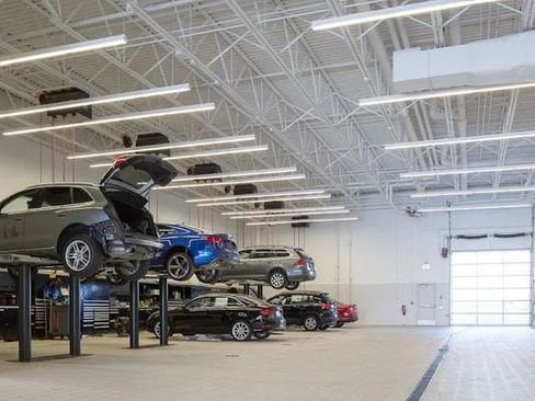 Used 2021 Mercedes-Benz Sprinter 2500 image 9