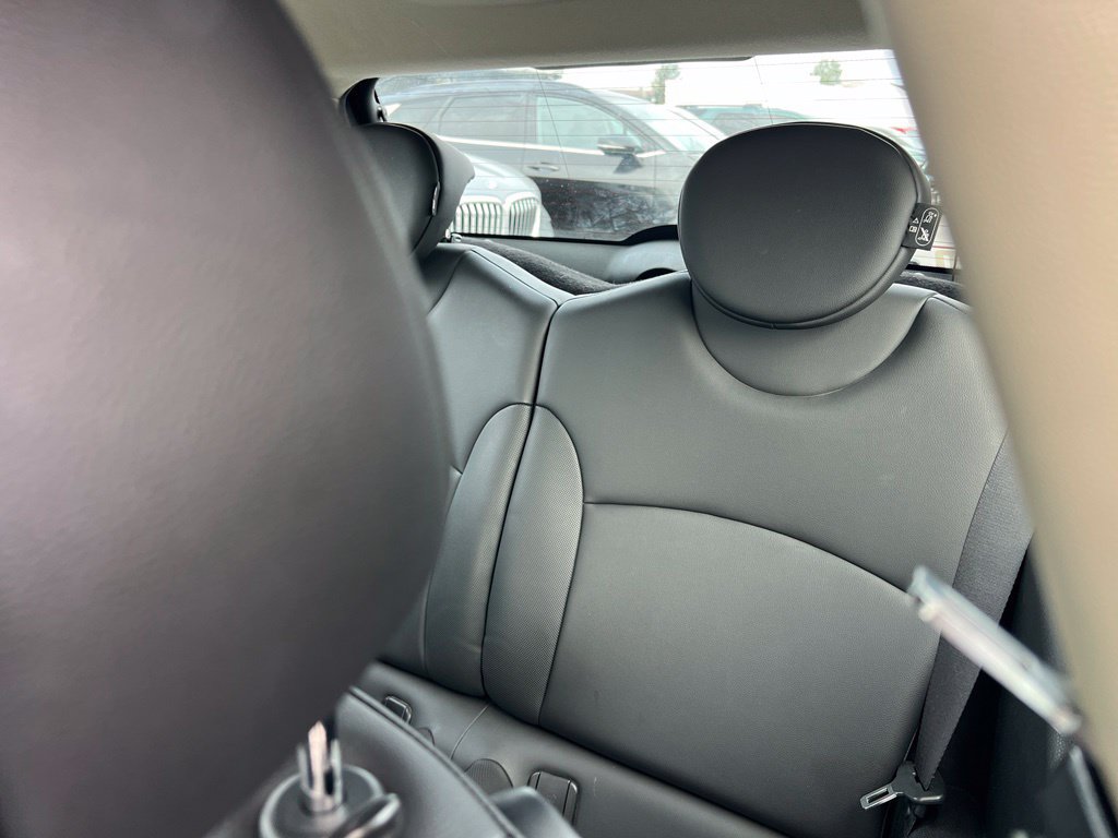 Used 2013 MINI Cooper Hardtop FWD image 13