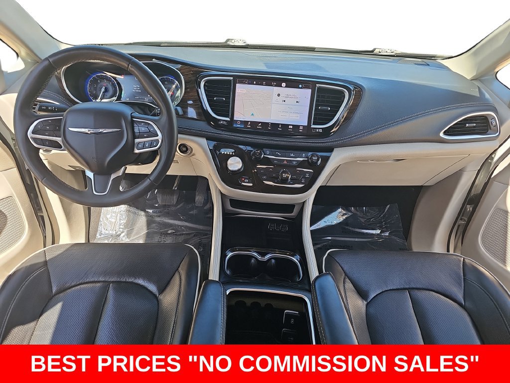 Used 2023 Chrysler Pacifica Limited FWD image 9