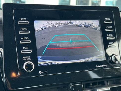 Certified 2021 Toyota Camry SE image 18