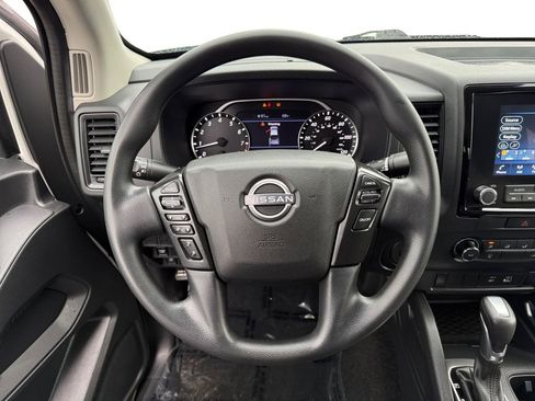 Used 2022 Nissan Frontier S RWD image 12