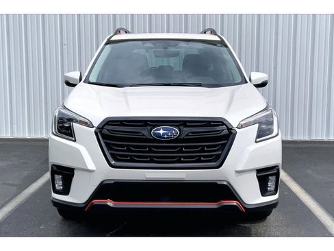 Used 2024 Subaru Forester Sport AWD/4WD image 3