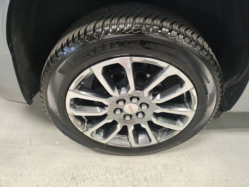 Used 2020 GMC Acadia Denali w/ LPO, Floor Liner Package image 3