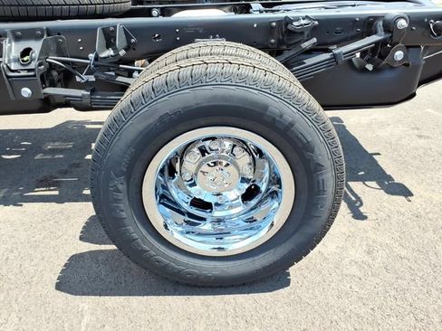 New 2026 RAM 3500 Tradesman w/ Chrome Appearance Group A AWD/4WD image 4