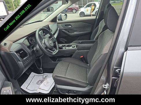 Used 2023 Nissan Rogue SV AWD/4WD image 4