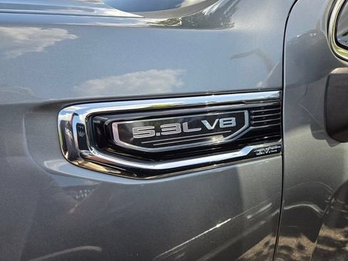 Used 2021 GMC Sierra 1500 SLT w/ SLT Premium Plus Package AWD/4WD image 5