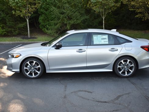 New 2026 Honda Civic Sport Touring image 4