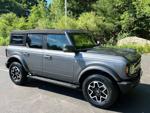 Used 2022 Ford Bronco Outer Banks AWD/4WD image 7