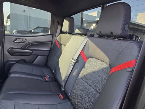 Used 2024 Chevrolet Colorado Z71 w/ Z71 Convenience Package 2 image 14