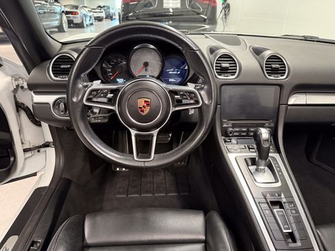 Used 2017 Porsche 718 Boxster S RWD image 13