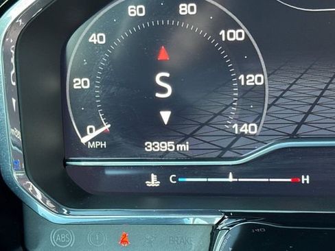 Used 2025 GMC Sierra 1500 Elevation image 42